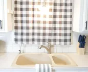 Spacious 2BR Farmhouse with work desk & W/D