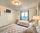 Quiet Home by Dtwn Livingston: Hike, Fish & Ski!