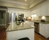 3 Bedroom Penthouse Blocks from the River