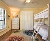 Upscale Home w/ Seasonal Pool Near Historic Rte 66