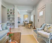 Harbor Oaks Haven: Walk to Front Beach & Downtown!