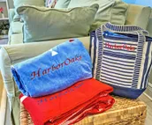 Harbor Oaks Haven: Walk to Front Beach & Downtown!