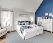 Carlton Landing! Gorgeous Home on Redbud Park