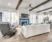 Carlton Landing! Gorgeous Home on Redbud Park