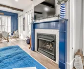 Carlton Landing! Gorgeous Home on Redbud Park