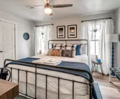 Carlton Landing! Gorgeous Home on Redbud Park