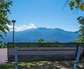 ⭐Cabin Style Mountaintop Views - Indoor/Outdoor Pool - HotTub - WiFi - Sleeps 6⭐