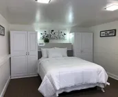 Private 4 BDRM/ 3 BTHS ❤️