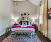 Carlton Landing! Beautiful Townhouse just steps away from the water front.