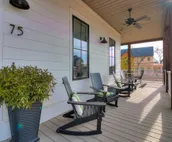 Carlton Landing! Spacious cottage with second story view of Lake Eufaula!