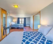 Quiet Family Home - 12 Miles to Pomona State Park!