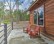 Rustic Pet-Friendly Cabin, 5 Mi to Broken Bow Lake