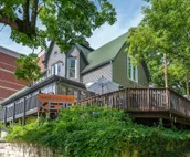 Luxury vacation rental in the heart of Bloomington and the IU campus