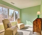 Birder’s Paradise Beachhouse < 2 Miles to Winery!