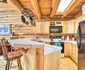 Jackson Condo w/ Fireplace < Half Mi to Snow King!