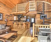 Jackson Condo w/ Fireplace < Half Mi to Snow King!