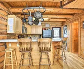 Jackson Condo w/ Fireplace < Half Mi to Snow King!