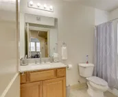 [CLR 15] Bright OKC Midtown Studio - Coolest neighrhood, Apartment, ONE mile ...