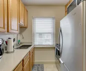 [CLR 15] Bright OKC Midtown Studio - Coolest neighrhood, Apartment, ONE mile ...