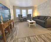 Skots Villa West (Near Sanford Medical, Midco, Univ. SF & Augustana)