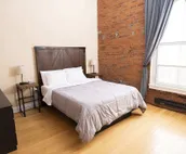 Top Floor Loft! 4 Bedrooms and 2,000 sq ft