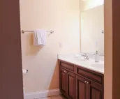 Top Floor Loft! 4 Bedrooms and 2,000 sq ft