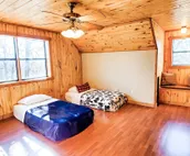 Spacious cabin  in rural area close to Turner Falls and Chickasaw National Park