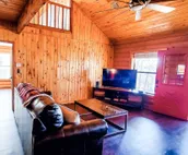 Spacious cabin  in rural area close to Turner Falls and Chickasaw National Park
