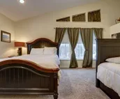 4 Master Suites in the Heart of Alaska...Abby's Place.....