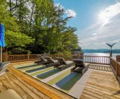 Burton Bass Lodge - Rare, renovated family retreat in Murray Cove, Lake Burton