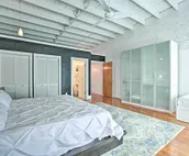 Nulu Art District Loft: Walk to Dtwn Distilleries!