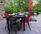 Huge Home and Yard Perfect For Groups & Families!