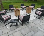 Huge Home and Yard Perfect For Groups & Families!