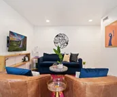 Chic Carriage House • Stylish Large Guest House in Hip Hillsboro Village