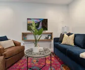 Chic Carriage House • Stylish Large Guest House in Hip Hillsboro Village