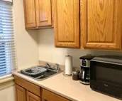 [CLR 08]Amazing midtown suite-Close to St. Anthony Hospita, all modern amenit...