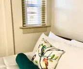 [CLR 08]Amazing midtown suite-Close to St. Anthony Hospita, all modern amenit...
