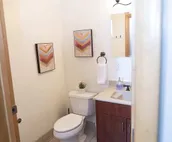 7 Beds off Georgia Street Near Convention Center