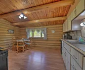 Cozy WY Home: Rivers, Lakes, Mountains, Wildlife