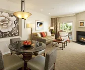 Beautiful 1 bedroom unit at resort, sleeps 4