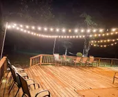 Lakeside Log Cabin
Wedding Venue • Hunting • Fishing
