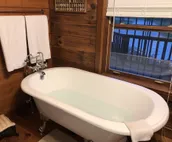 Lakeside Log Cabin
Wedding Venue • Hunting • Fishing