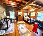 Lakeside Log Cabin
Wedding Venue • Hunting • Fishing