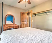 Cozy ‘Haven of Rest’ Home w/ Amish Country Views!