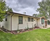 Comfy Neighborhood Home - Walk to Canyon Lake Park