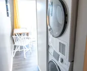One bedroom West side Updated condo