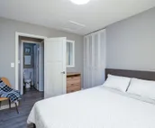 One bedroom West side Updated condo