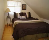 Elk Haven Vacation Cabins, Custer SD, The Blue Bird's Nest
