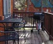 Elk Haven Vacation Cabins, Custer SD, The Blue Bird's Nest