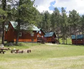 Elk Haven Vacation Cabins, Custer SD, The Blue Bird's Nest